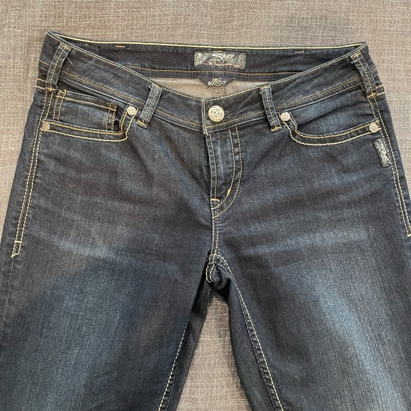 Silver Jeans - Picture 4 of 6